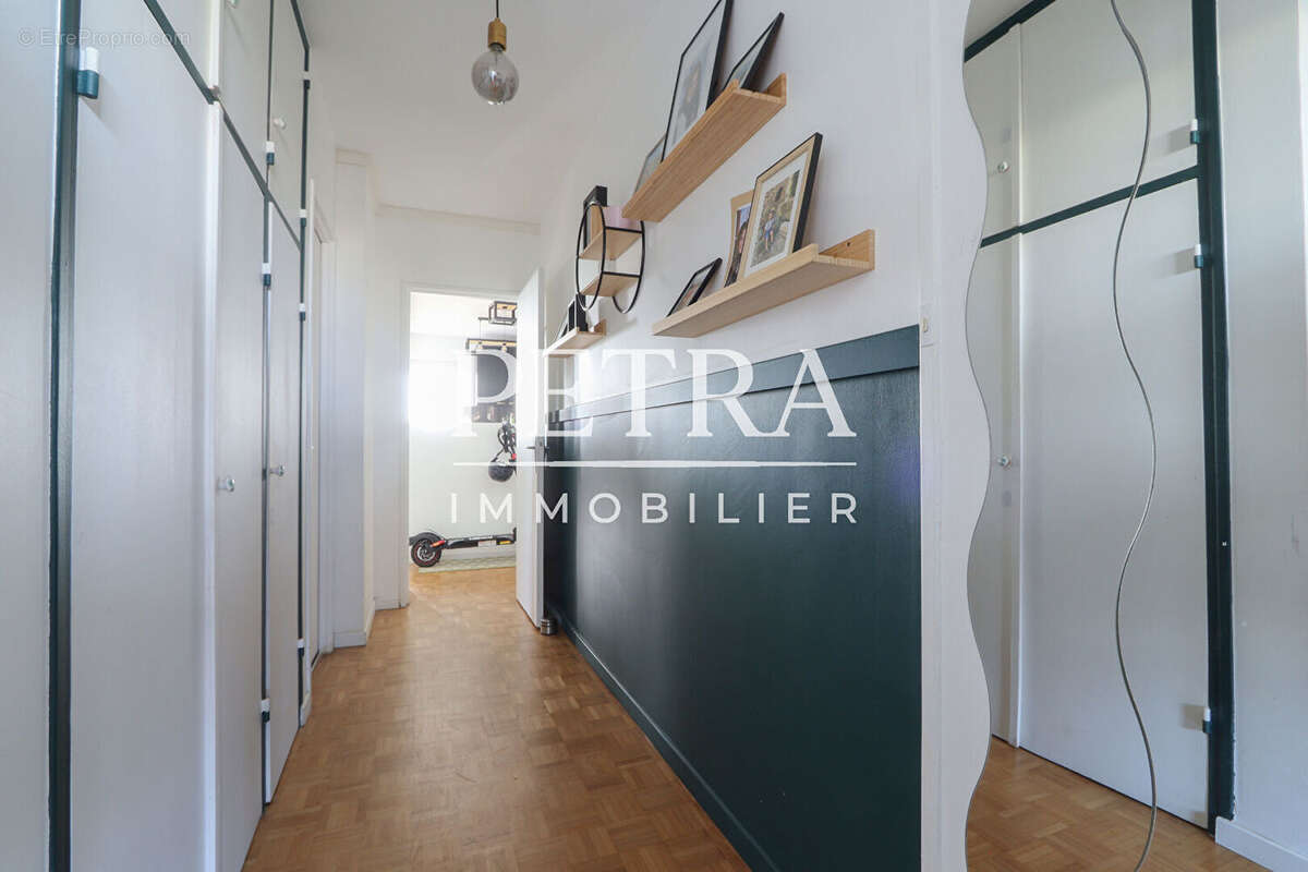 Appartement à FRESNES