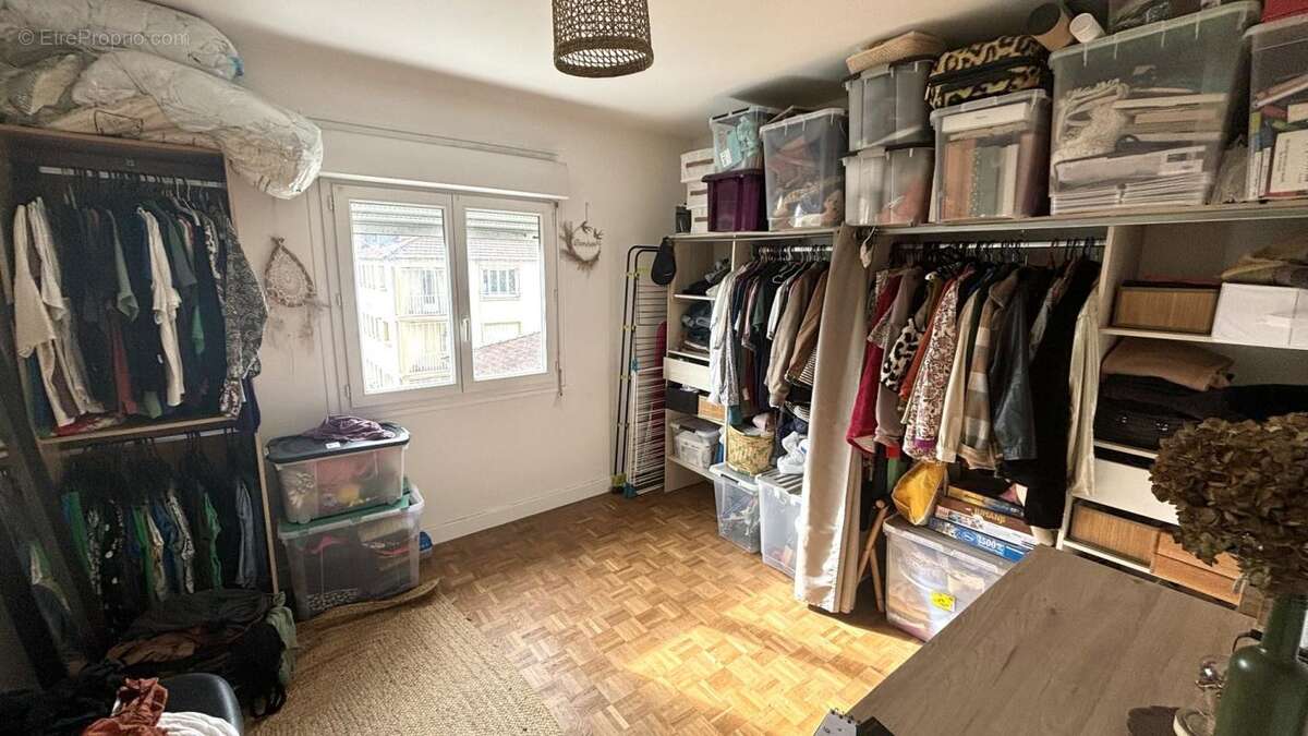 Appartement à BRIVE-LA-GAILLARDE