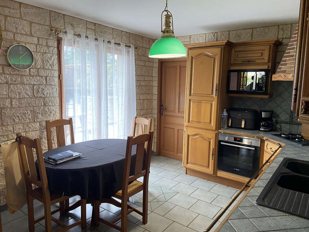 Maison à EPREVILLE
