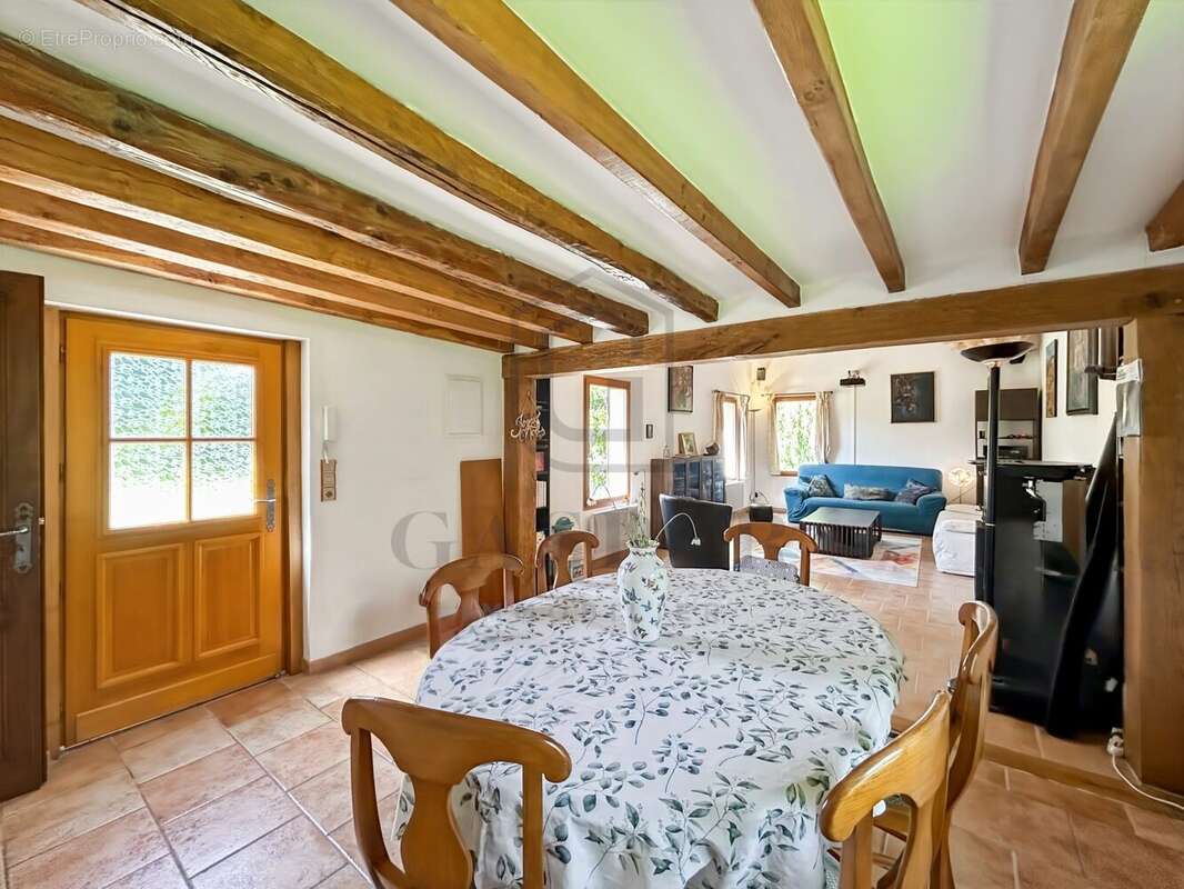 Maison à CONCHES-EN-OUCHE