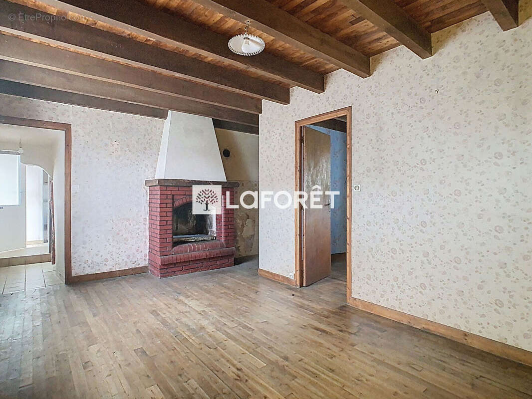 Maison à MERDRIGNAC