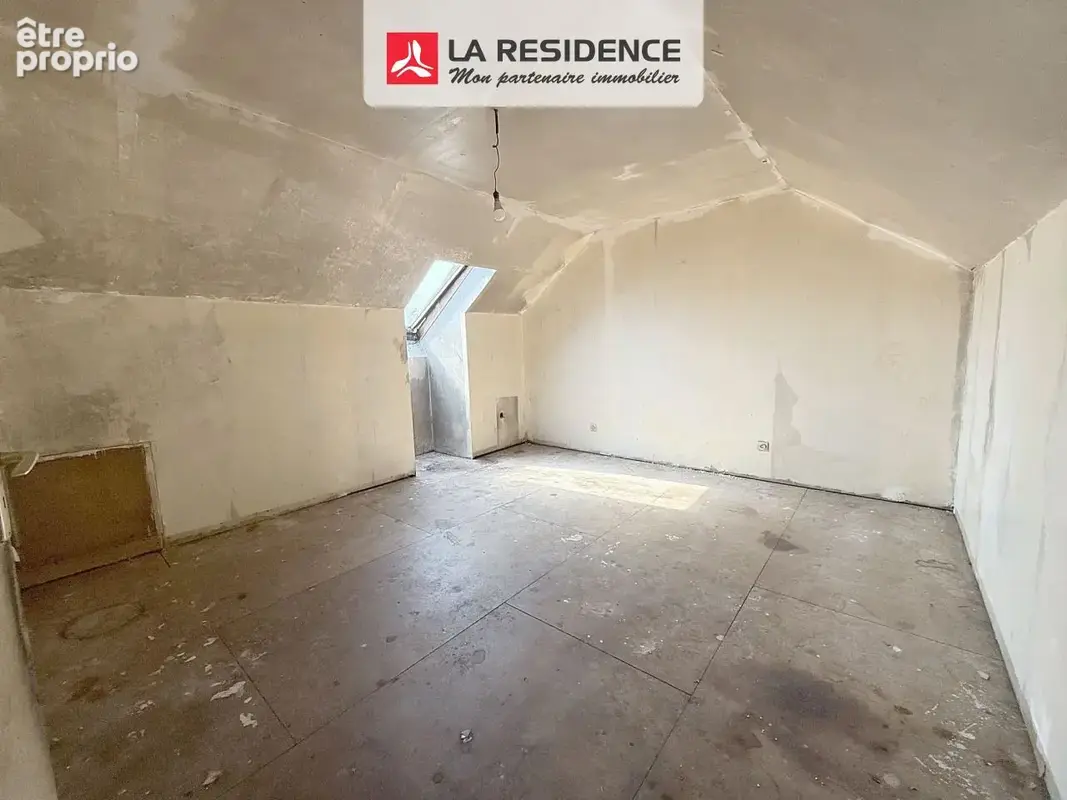 Maison 101 m² à La Verriere  - photo 7