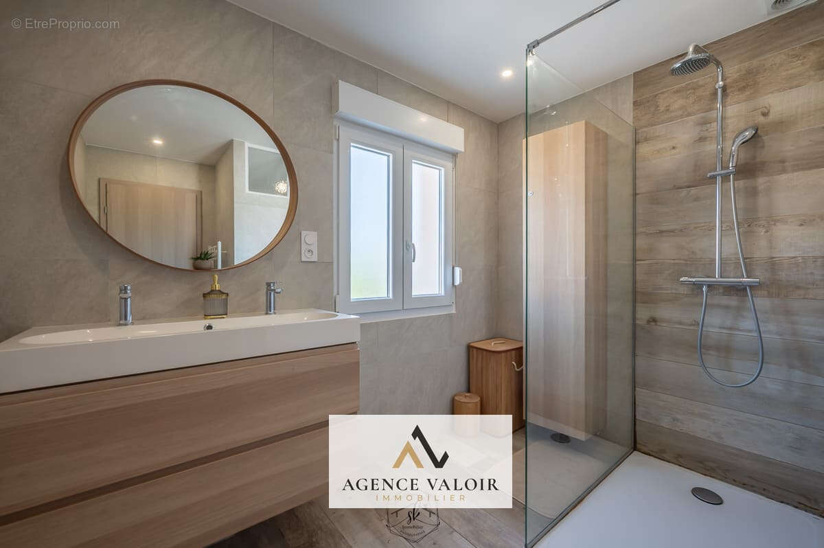 Maison à BERTRANGE