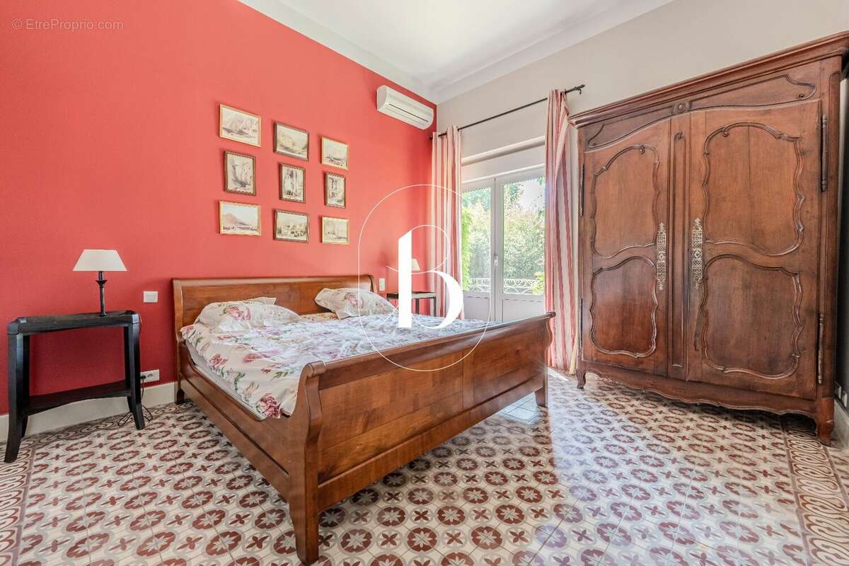 Maison à UZES