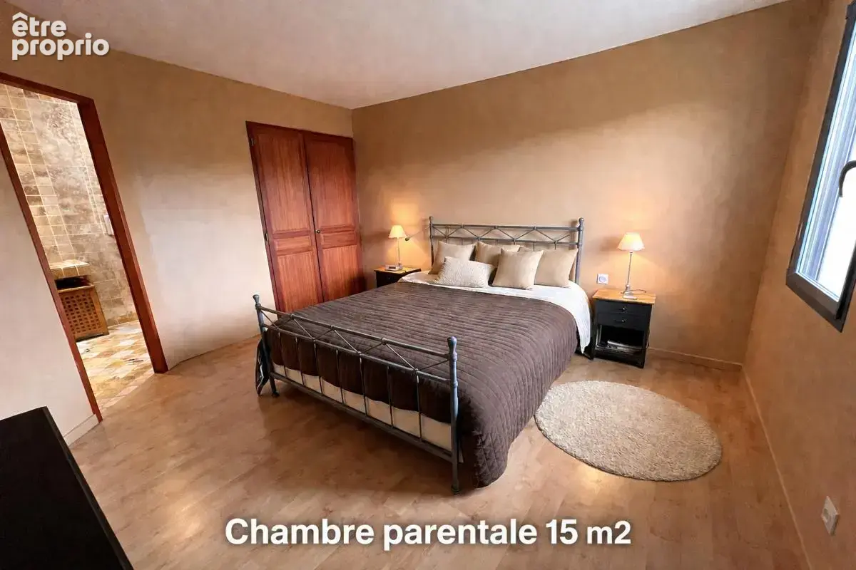 LE BOIS D'OINGT. Villa d'architecte 6 pièces 175 m2  sur terrain de 1214m2 - photo 15
