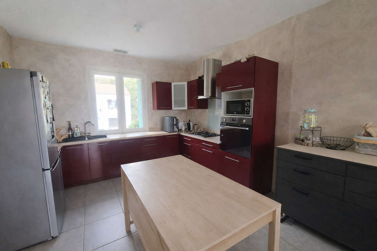 Maison à LA VOULTE-SUR-RHONE