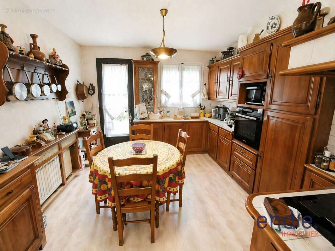 Maison à PIERREFITTE-EN-BEAUVAISIS