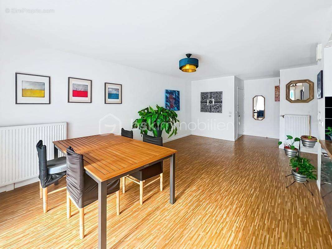 Appartement à LIMEIL-BREVANNES
