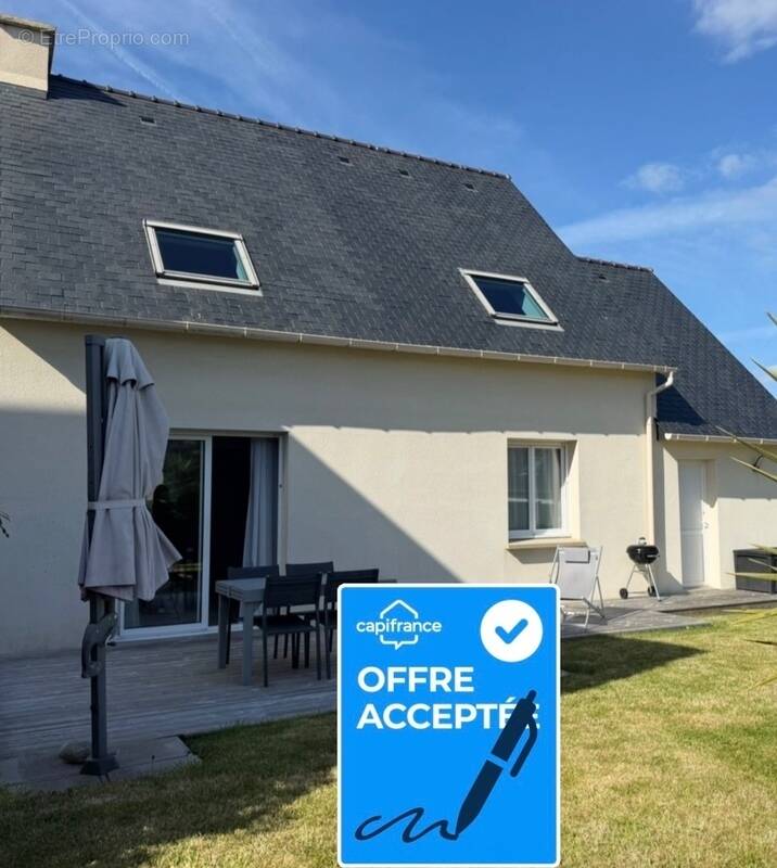Maison à LE RELECQ-KERHUON