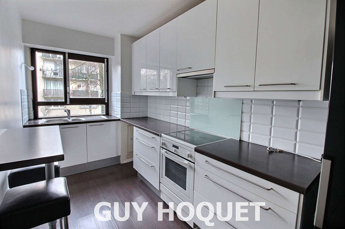 Appartement à SURESNES