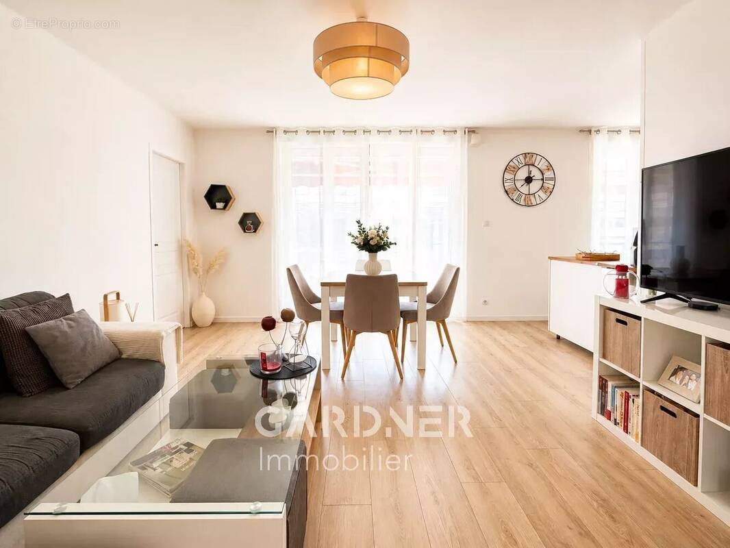 Appartement à AUBAGNE