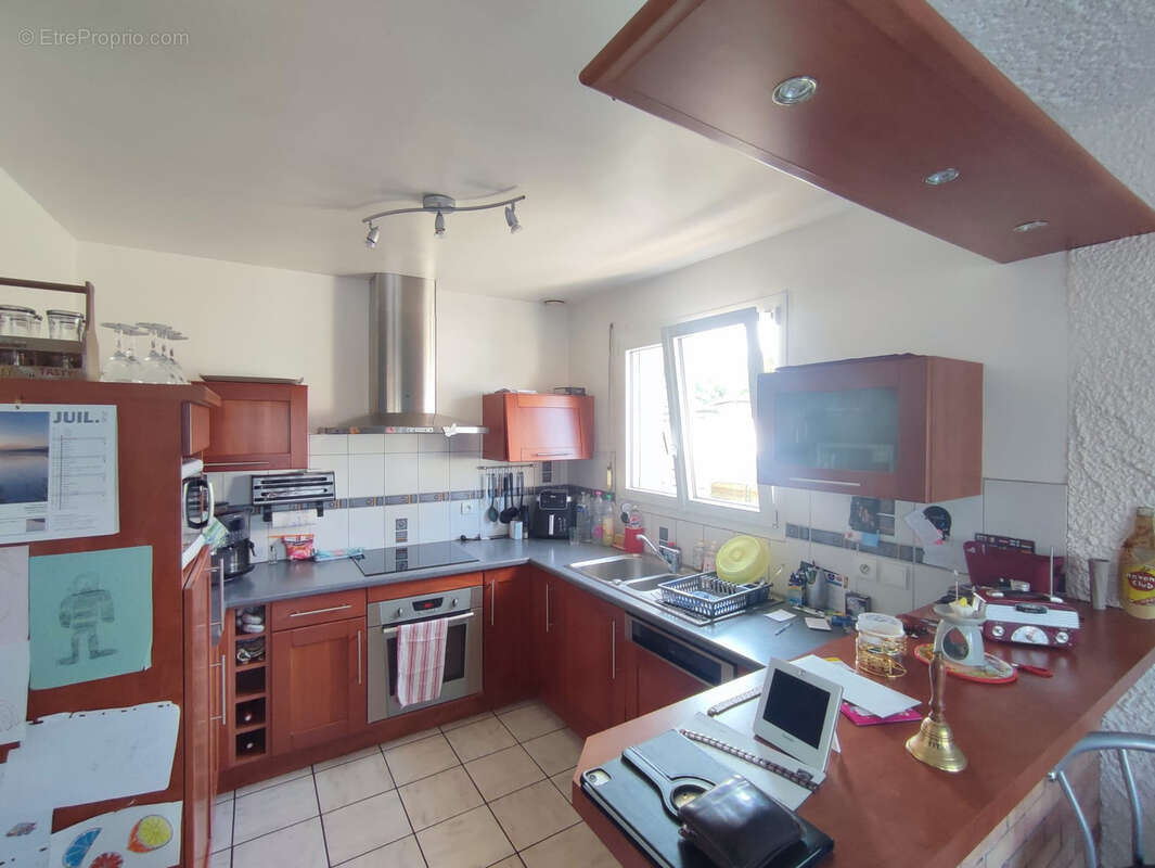maison familiale de 4 chambres avec jardin et grand double garage - photo 7