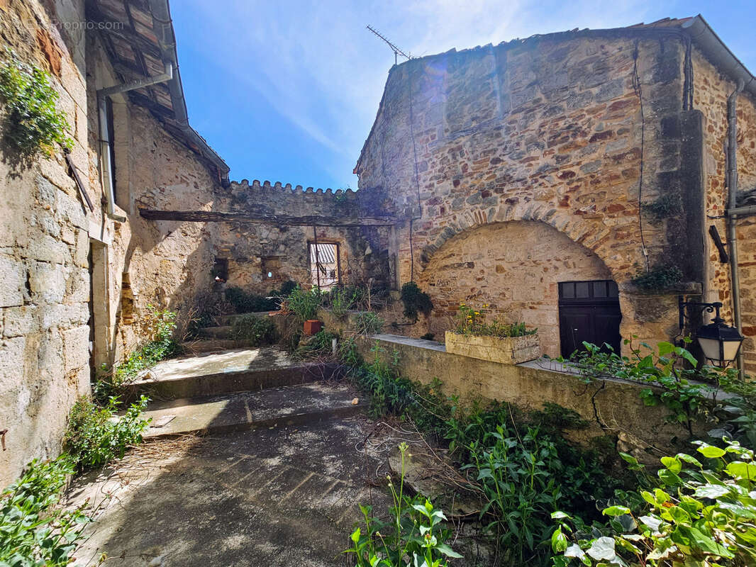 Appartement à VINEZAC