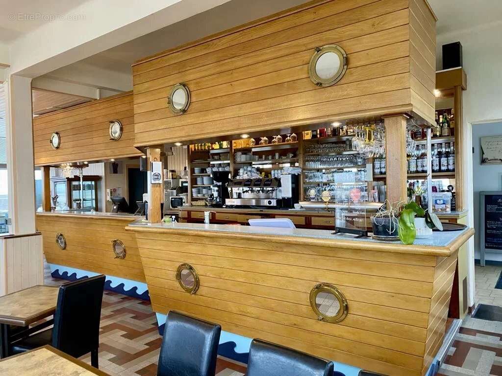 Commerce à BOURCEFRANC-LE-CHAPUS