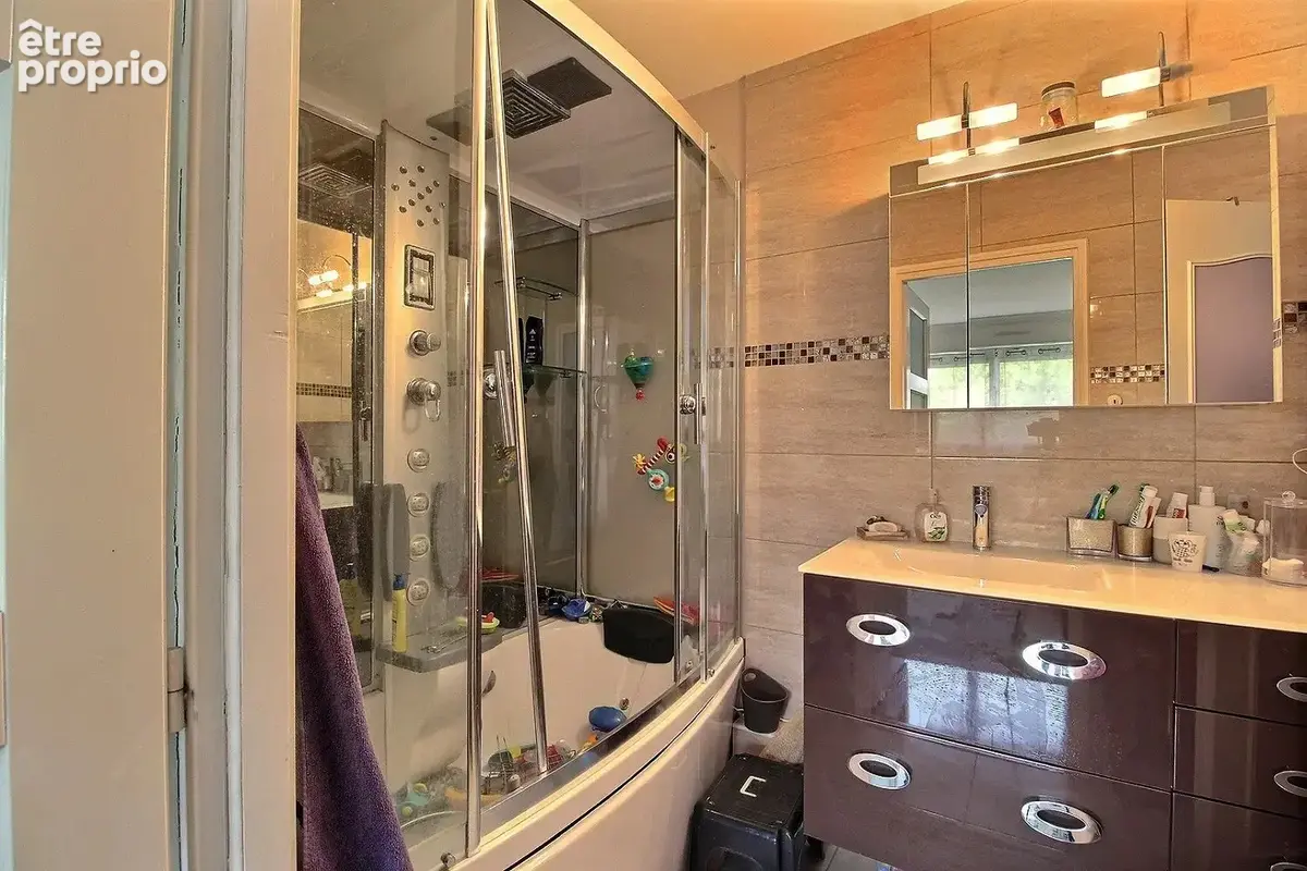 Appartement  Familial 4 pièces hyper centre - photo 5
