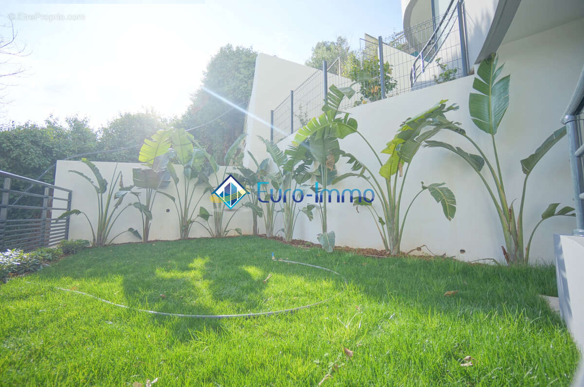 Appartement à BEAUSOLEIL