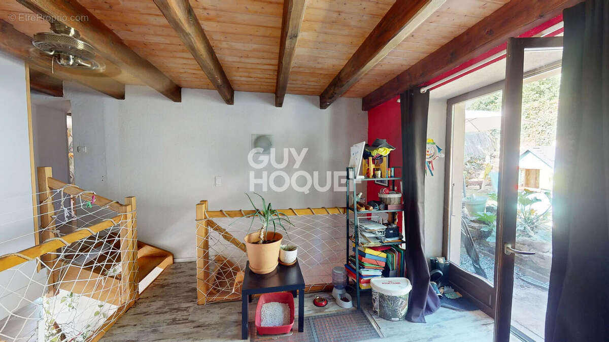 Maison Velleguindry Et Levrecey - photo 12
