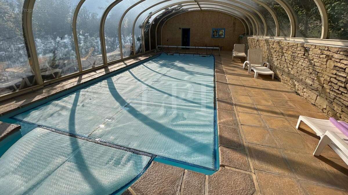 Maison à SAINT-SATURNIN-LES-APT