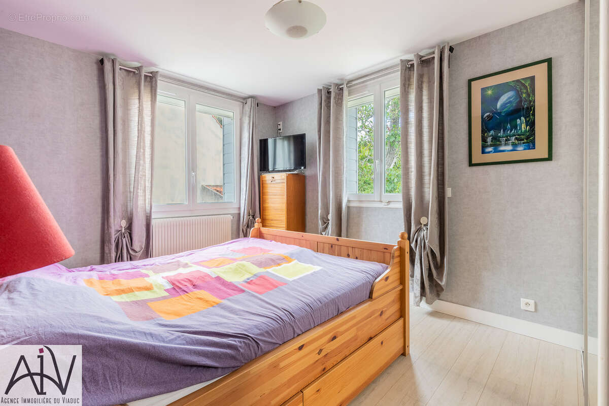 Maison à SAVIGNY-SUR-ORGE