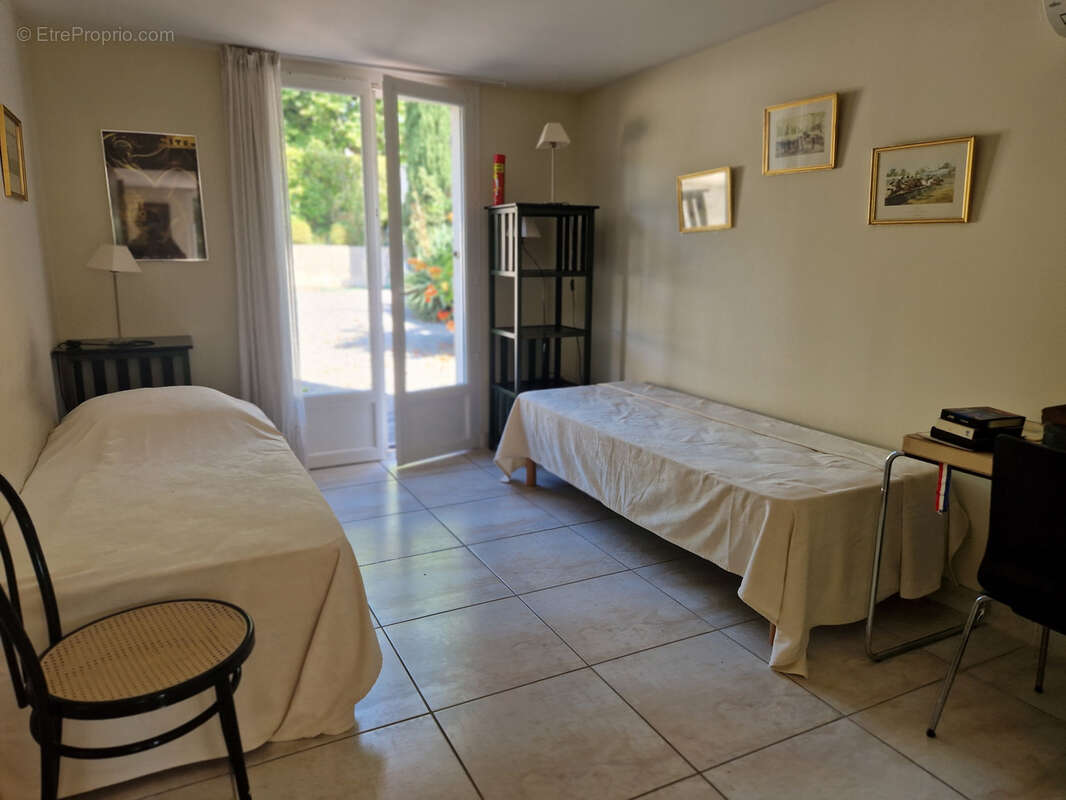 Maison à COMBAS