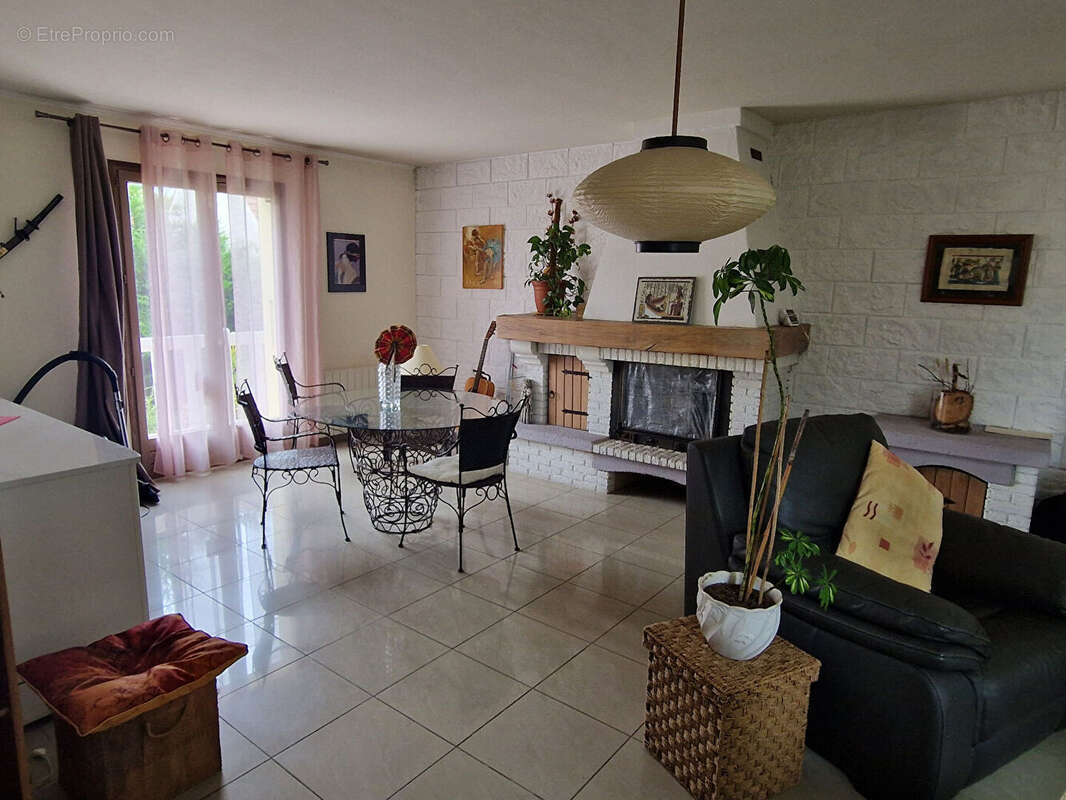 Maison à LIVRY-GARGAN