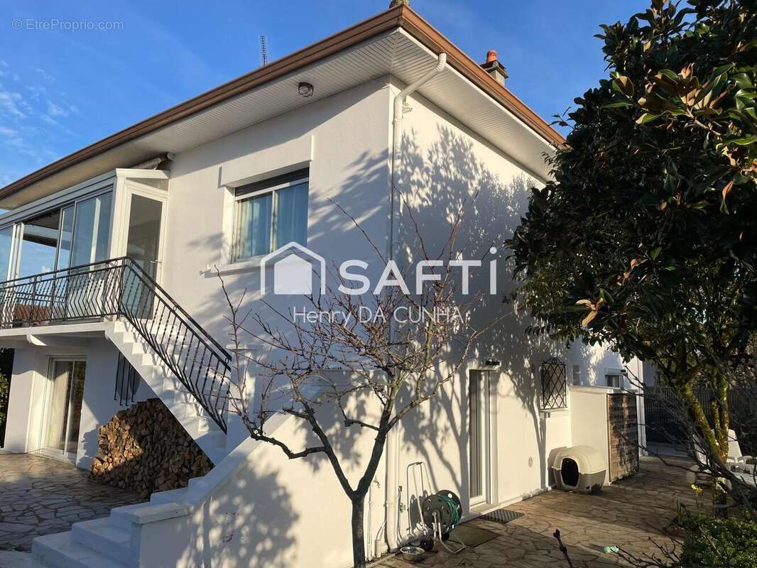 Maison 170 m² à Biscarrosse  - photo 2