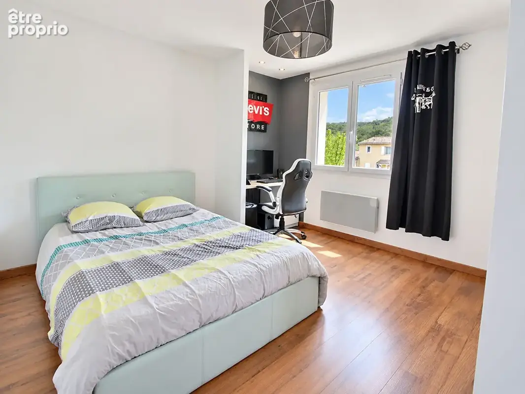 À vendre à Forcalqueiret  - Villa  170 m² + studio indépendant et piscine chauffée - photo 9
