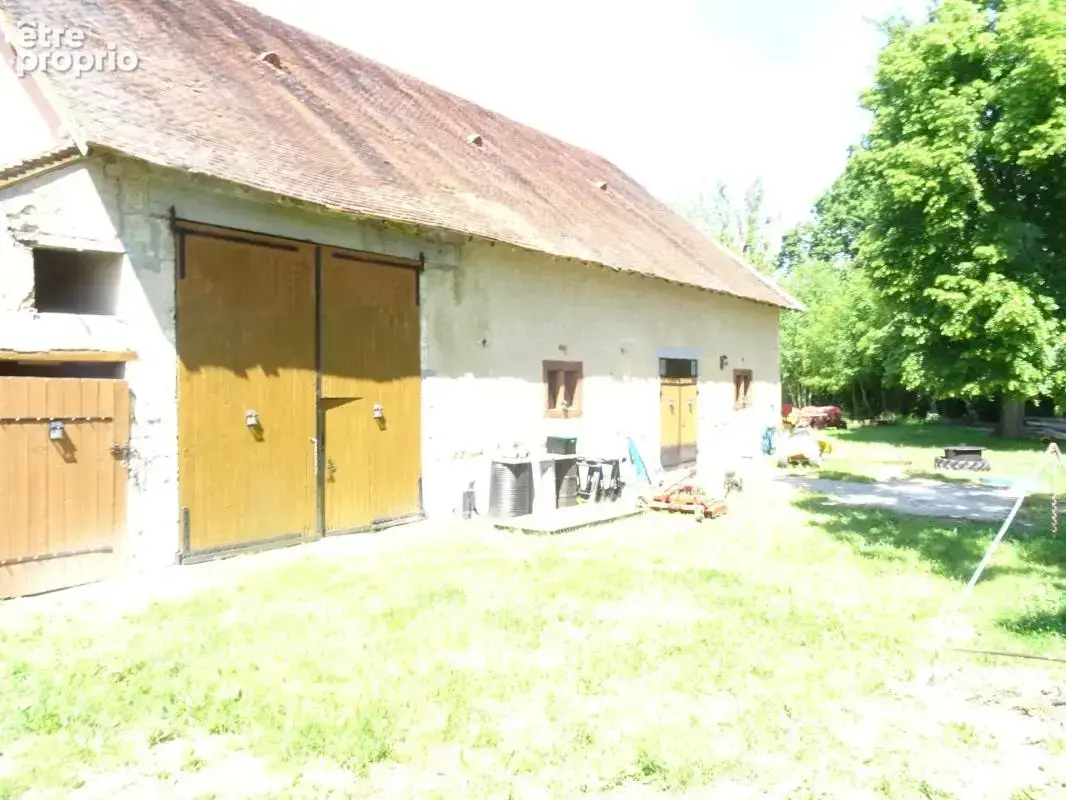 Très jolie corps de ferme à rafraichir dans le cœur de la campagne bourbonnaise - photo 4