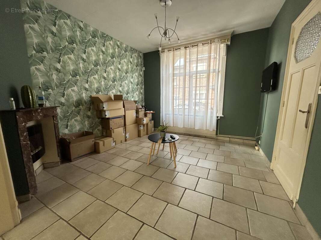 Maison 94 m² à Neuville-Saint-Remy  - photo 4
