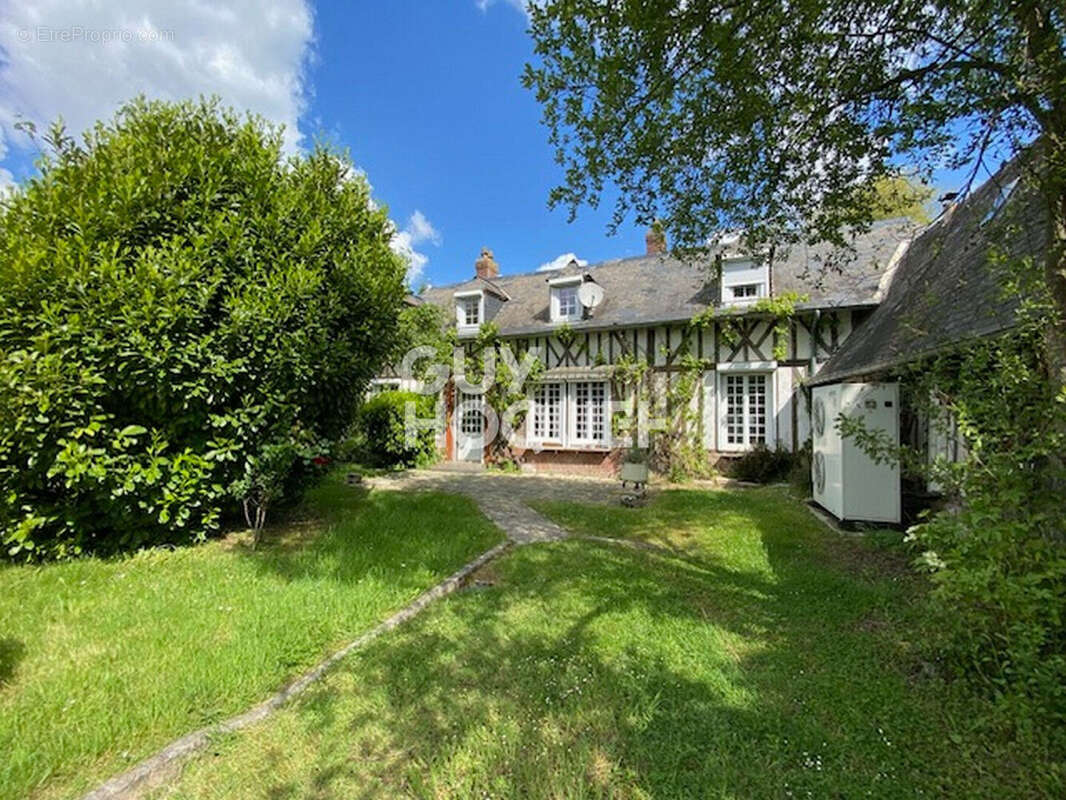 Maison à BERNAY