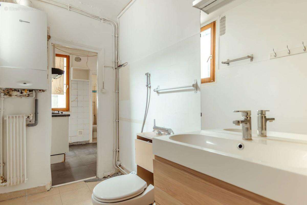 Appartement à PARIS-2E