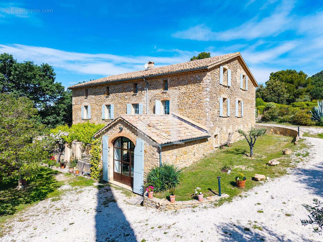 Maison à VAISON-LA-ROMAINE