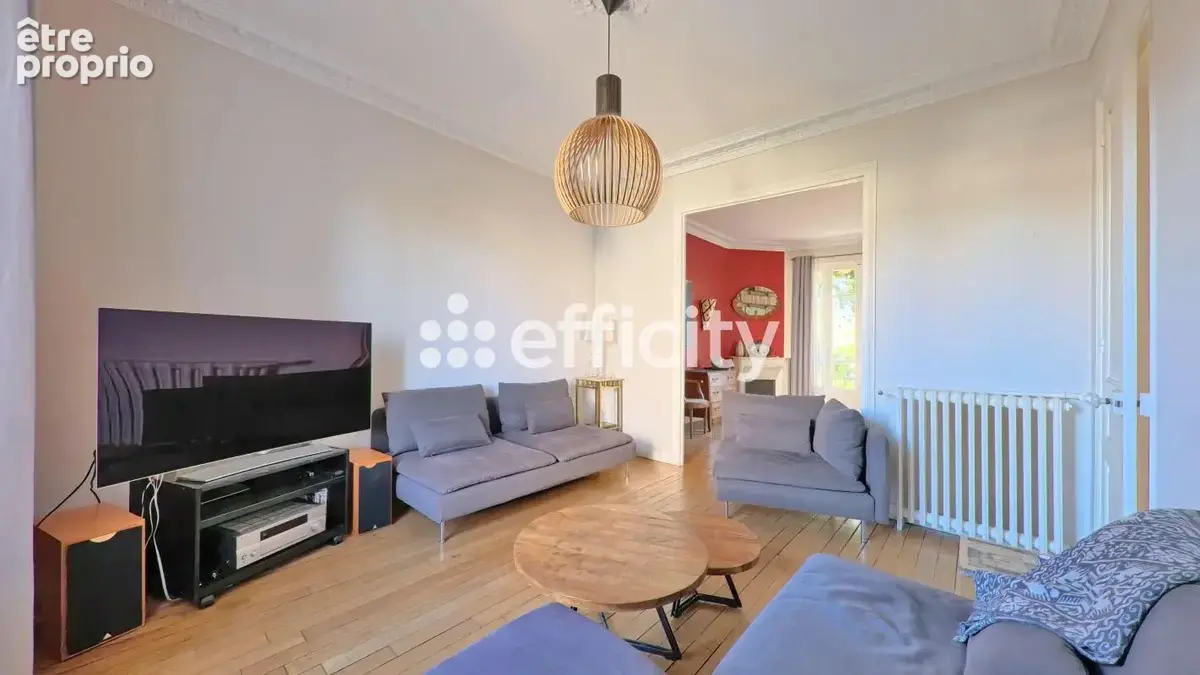 Maison 10 pièces 195 m² à vendre à Chennevieres-Sur-Marne (94430) - photo 2