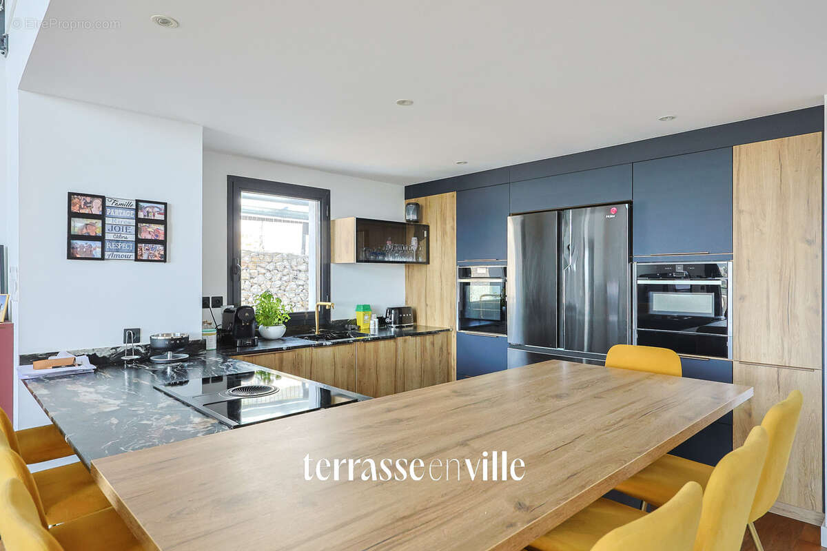 Duplex de luxe - 123m2 - terrasse 22m2- rooftop vue mer 60m2 - jacuzzi - 4 parkings - photo 8