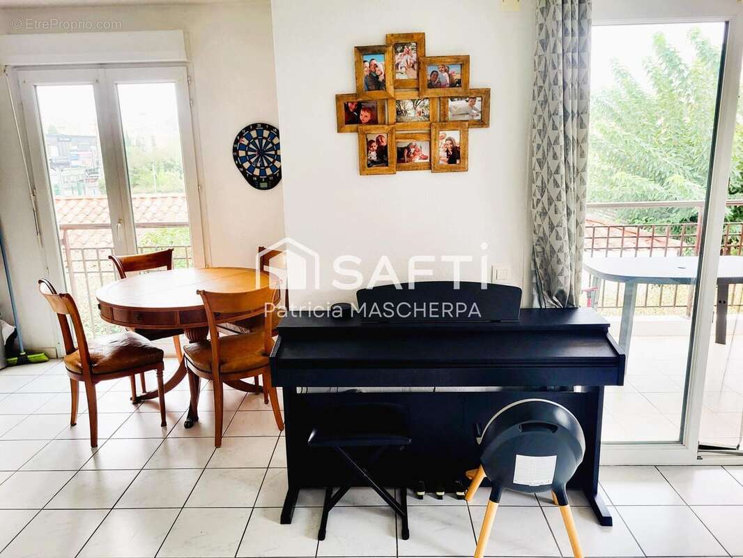 Photo 2 - Appartement à FREJUS