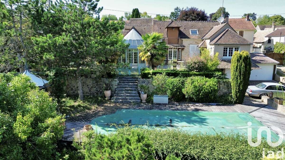 Photo 2 - Maison à VILLEMANOCHE