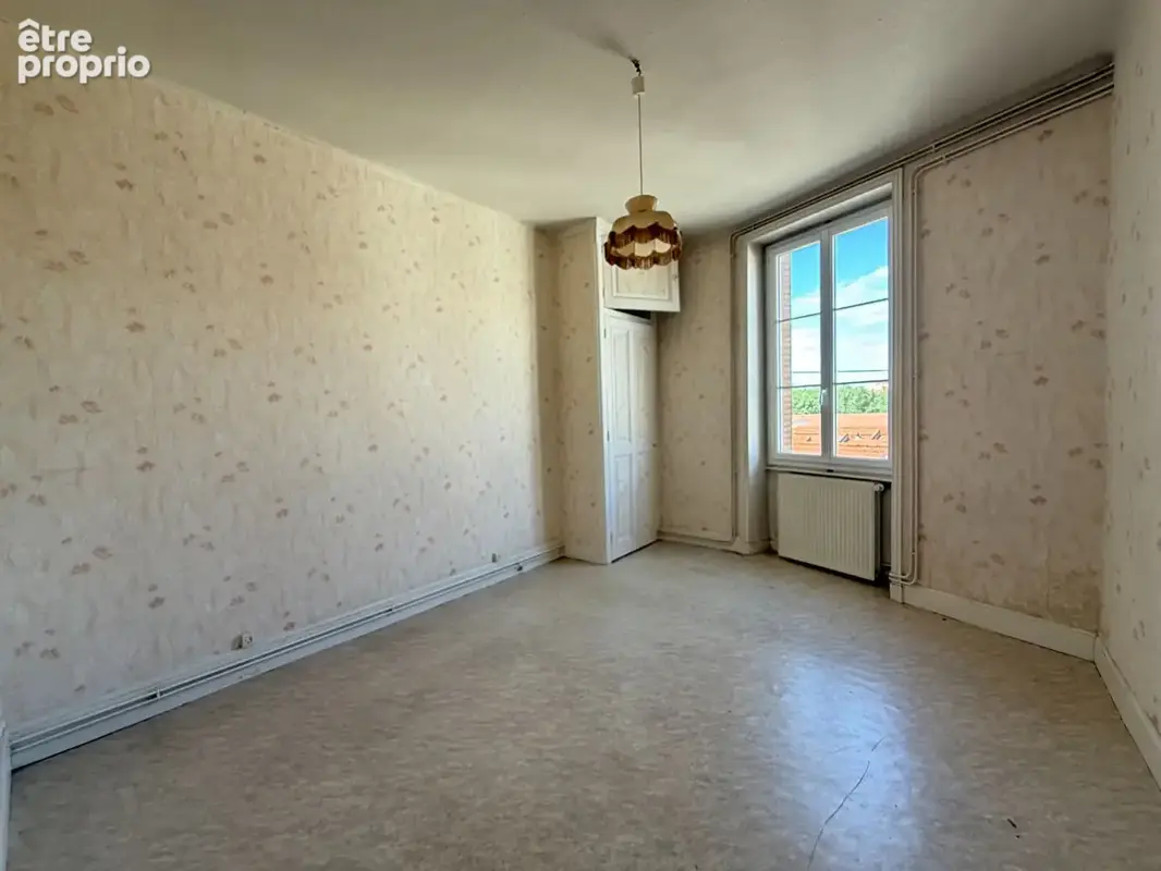 Roanne T3 de 80,55 m2 - à rénover - photo 10