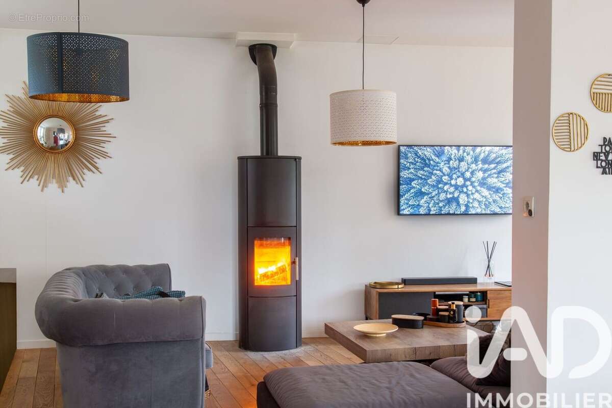 Maison 230 m² à Gironville-Sur-Essonne  - photo 4