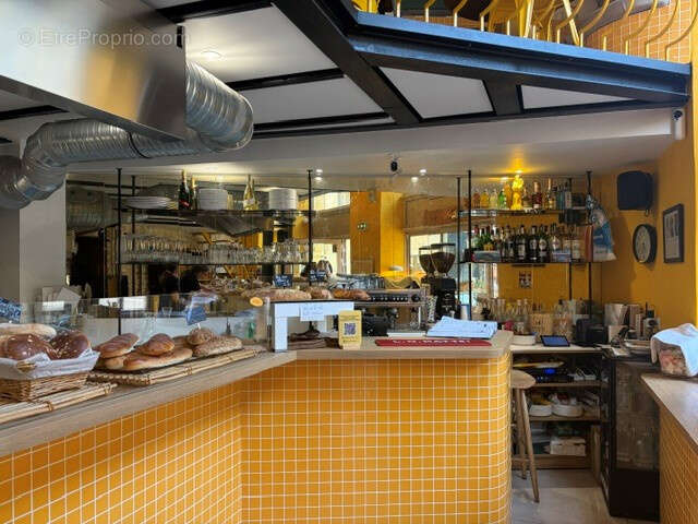 Commerce à MARSEILLE-5E