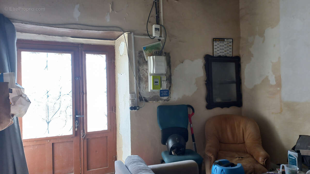 Maison à LOHITZUN-OYHERCQ