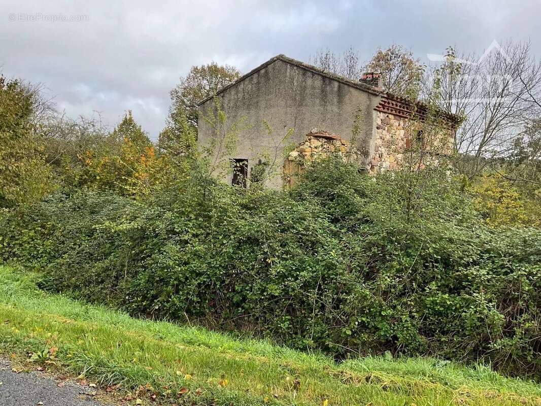 Maison à SAINT-MARCEL-CAMPES