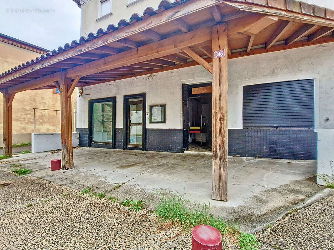 Appartement à MARCILLY-LE-CHATEL