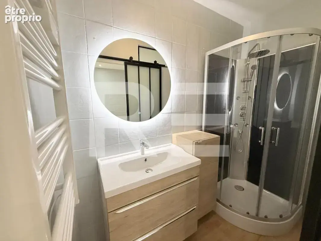 Maison de ville rénovée - photo 9