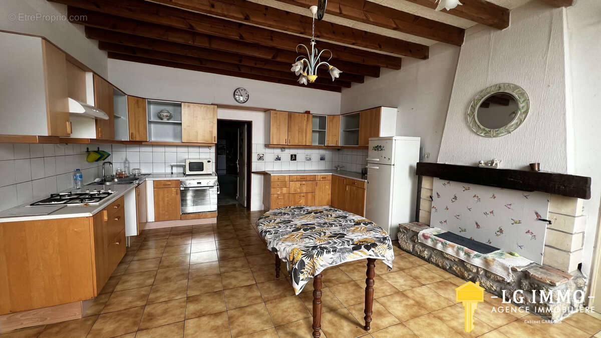 Maison à MIRAMBEAU