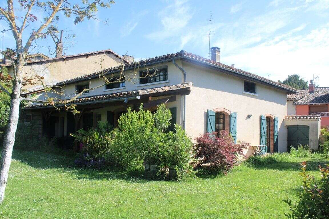 Maison à BEAUMONT-DE-LOMAGNE