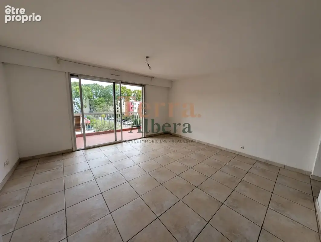 Montpellier, Studio dernier étage - Avenue Saint-Lazare - photo 2