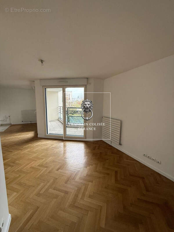 Appartement à SURESNES