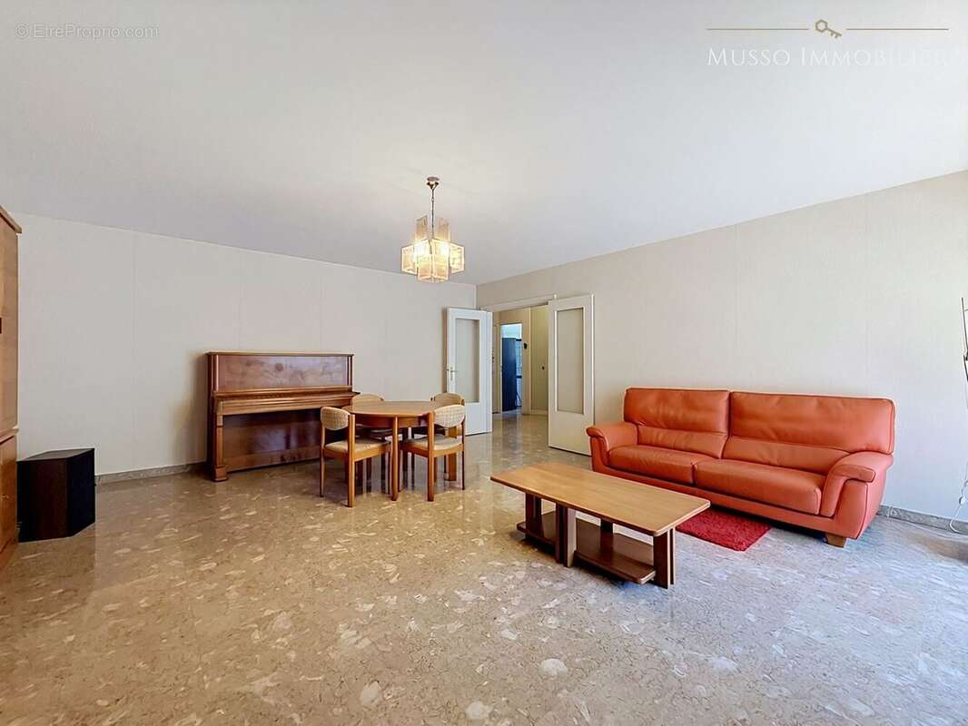 Appartement 78 m² à Marseille-9e  - photo 7