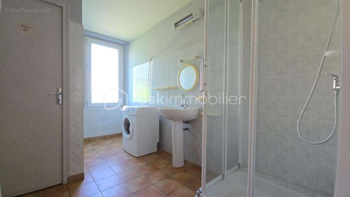 Maison à PEYROLLES-EN-PROVENCE