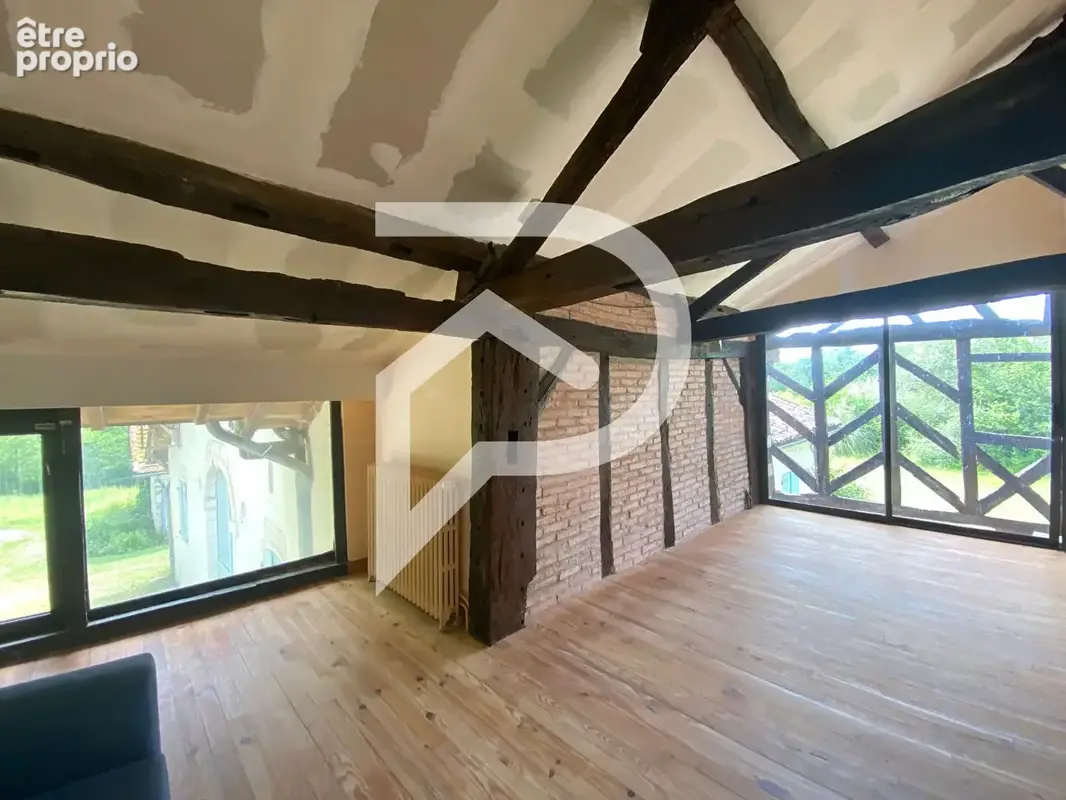 Demeure de charme, 9 pièces 267 m² et ses dépendances sur 2 Hectares, POUILLON - photo 8